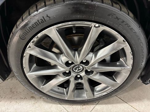 Used 2018 MAZDA MAZDA3 Touring image 10