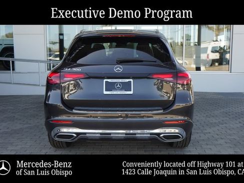 Used 2026 Mercedes-Benz GLC 300 image 7
