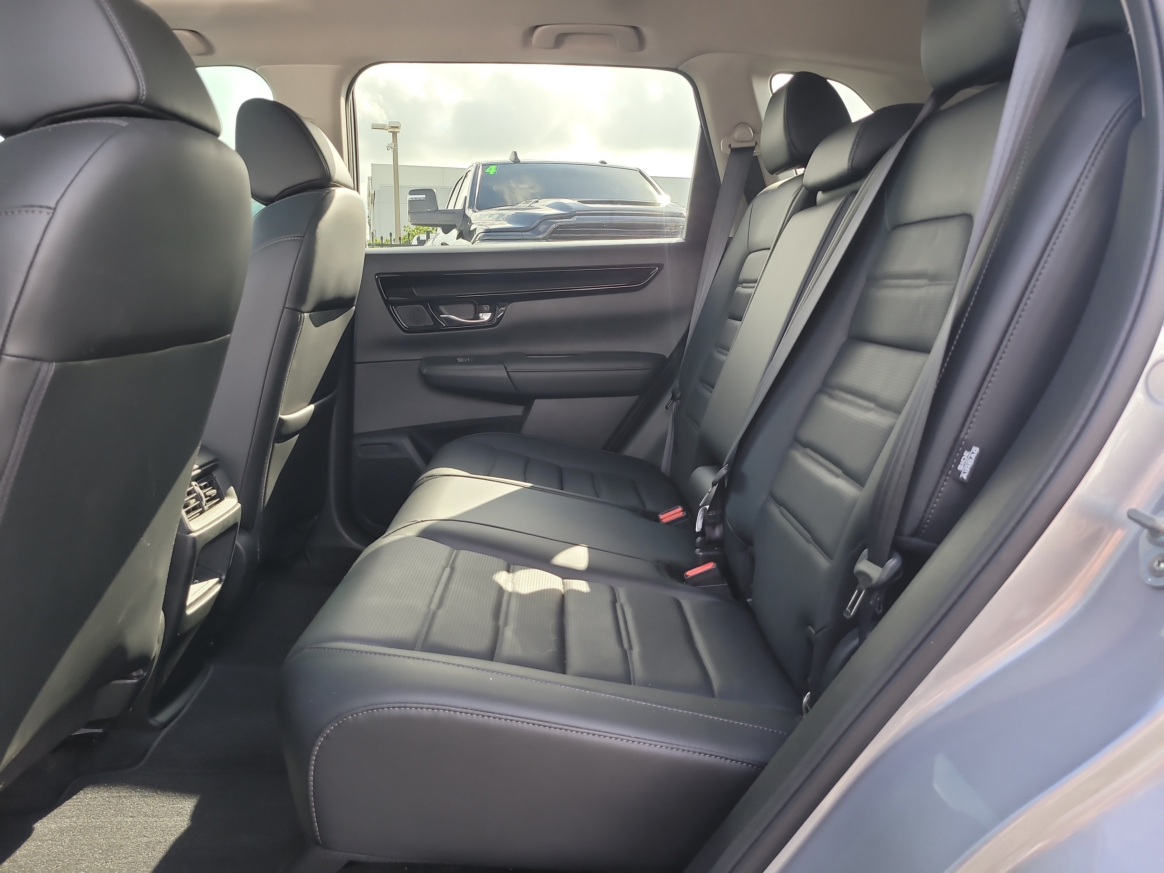 Used 2025 Honda CR-V EX-L image 11