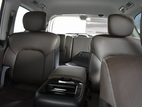 Used 2023 INFINITI QX80 Premium Select w/ All-Season Package image 29