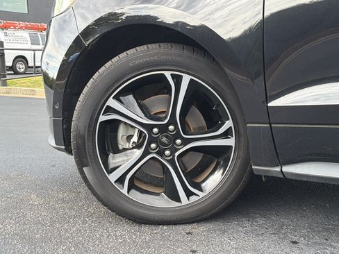 Used 2020 Ford Edge ST w/ Equipment Group 401A AWD/4WD image 17