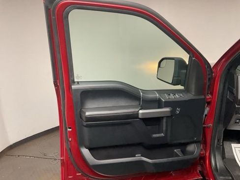 Used 2018 Ford F150 XLT w/ Equipment Group 302A Luxury image 10