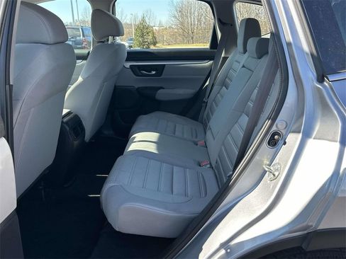 Used 2018 Honda CR-V LX image 9