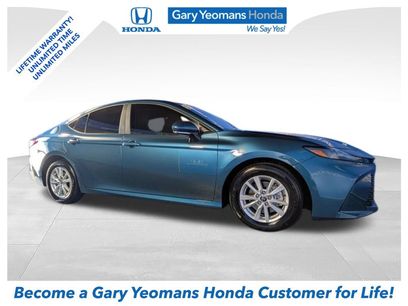Used 2025 Toyota Camry LE w/ Convenience Package