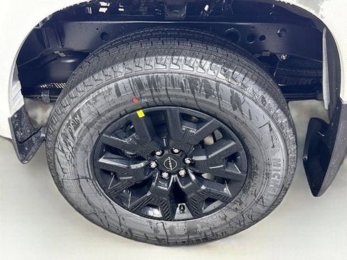 New 2026 Nissan Frontier SV image 24