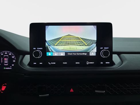 Used 2024 Honda Accord EX image 23
