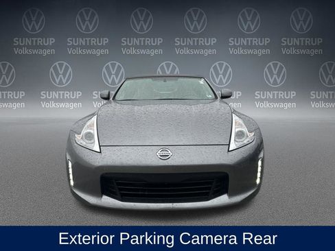 Used 2016 Nissan 370Z Touring Sport image 9