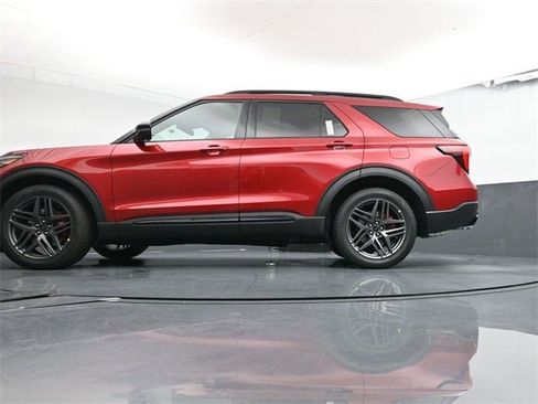 New 2026 Ford Explorer ST image 31