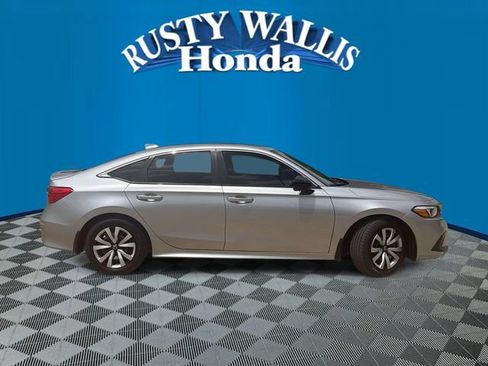 Used 2024 Honda Civic LX image 2