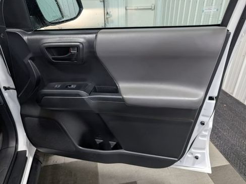 Used 2023 Toyota Tacoma SR AWD/4WD image 25