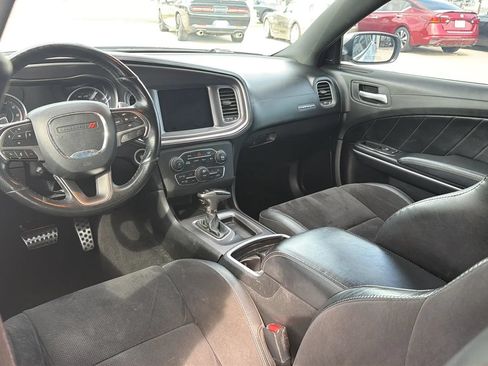 Used 2019 Dodge Charger Scat Pack w/ Dynamics Package RWD image 50