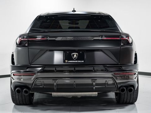 Used 2023 Lamborghini Urus Performante AWD/4WD image 4