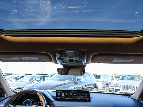 Used 2023 Genesis GV80 3.5T w/ Prestige Matte Package image 17