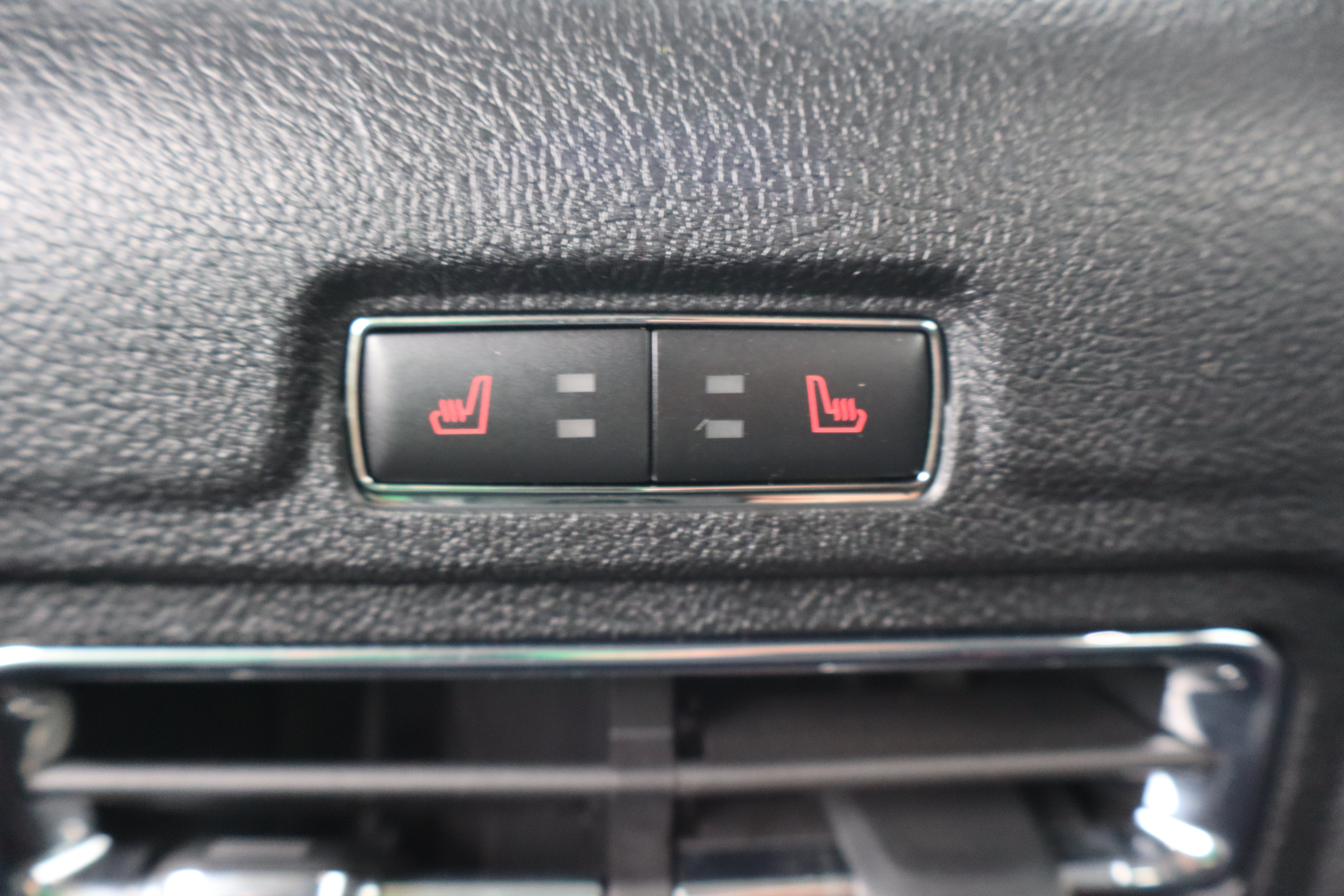 Used 2022 Lincoln Corsair FWD w/ Equipment Group 101A image 24