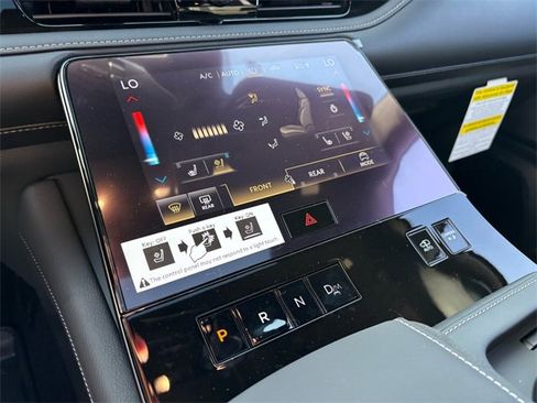 New 2026 INFINITI QX80 Autograph w/ Premium Cargo Package image 26