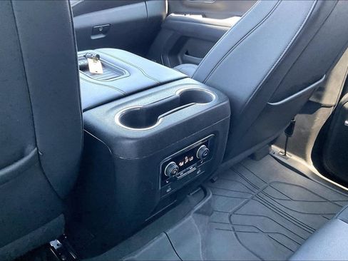 Used 2023 Chevrolet Tahoe LT w/ Luxury Package AWD/4WD image 10