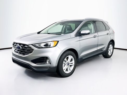 Used 2020 Ford Edge SEL w/ Convenience Package FWD image 3