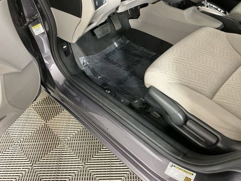 Used 2015 Honda Civic LX image 11
