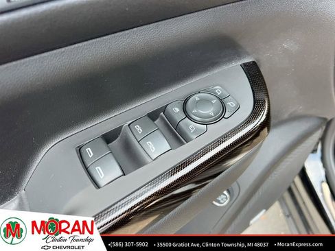 Certified 2023 GMC Acadia AT4 w/ Technology Package image 18