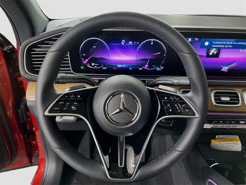 New 2025 Mercedes-Benz GLE 450 4MATIC Coupe image 12