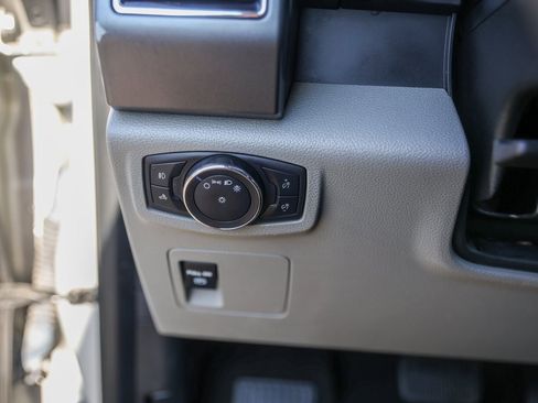 Used 2019 Ford F150 XLT image 18