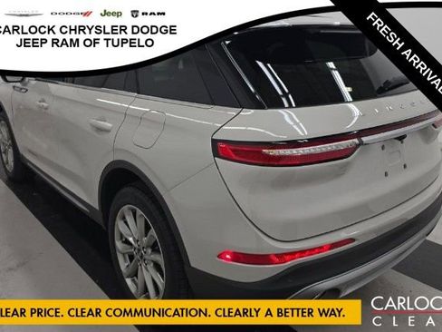 Used 2022 Lincoln Corsair FWD w/ Premium Package image 5