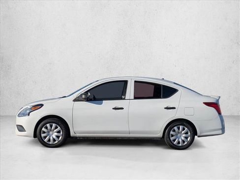 Used 2015 Nissan Versa S Plus image 9