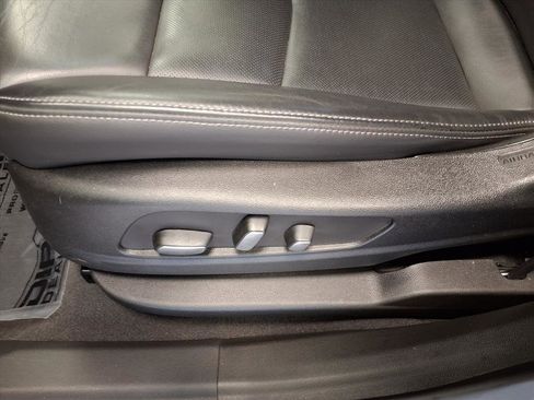 Certified 2022 Cadillac XT6 Premium Luxury w/ Technology Package image 22