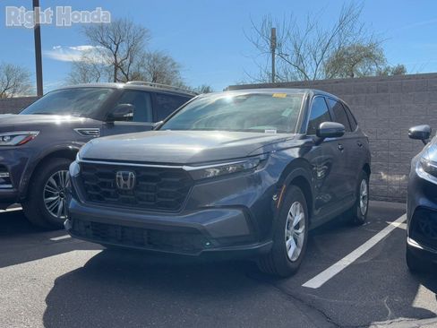 Used 2025 Honda CR-V LX image 2