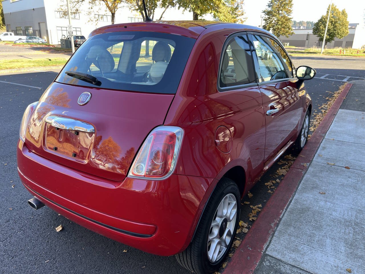 Used 2014 FIAT 500 Pop FWD image 3