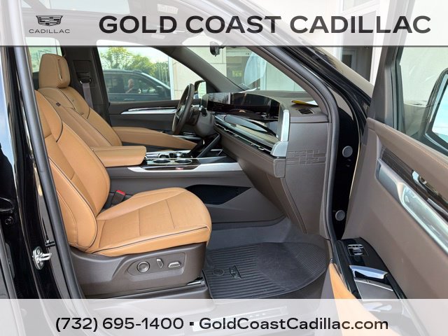 Certified 2025 Cadillac Escalade Premium Luxury w/ LPO, Floor Liner Package AWD/4WD image 7