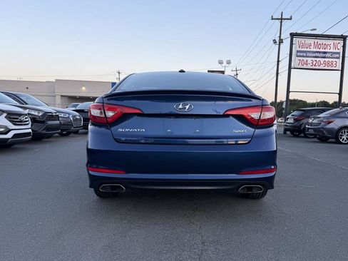 Used 2016 Hyundai Sonata Sport w/ Option Group 1V FWD image 5