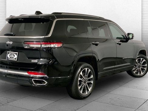 Used 2023 Jeep Grand Cherokee L Overland w/ Advanced Protech Group III AWD/4WD image 13