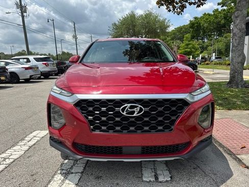 Used 2019 Hyundai Santa Fe SE FWD image 3