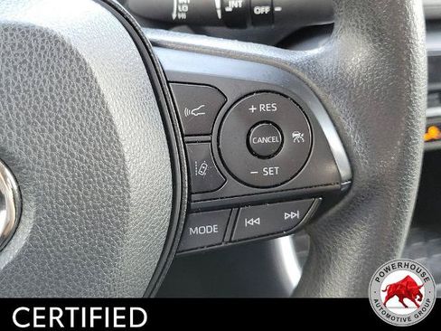 Used 2024 Toyota RAV4 XLE FWD image 29