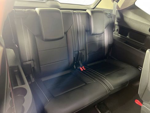 Used 2023 Volkswagen Atlas SEL R-Line image 27