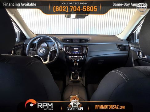 Used 2019 Nissan Rogue SV FWD image 8