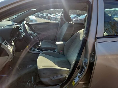 Used 2013 Toyota Corolla L image 14