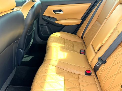 Used 2020 Nissan Sentra SV w/ SV Premium Package image 19