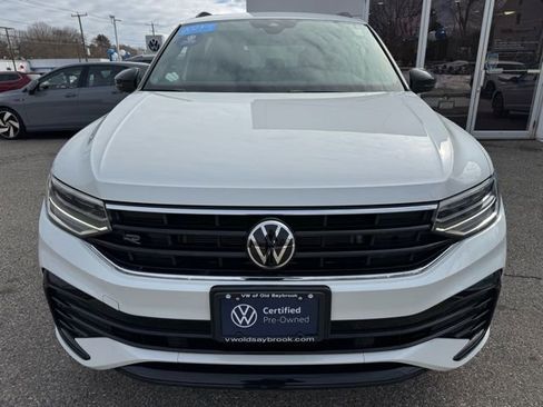 Certified 2023 Volkswagen Tiguan SE R-Line image 2