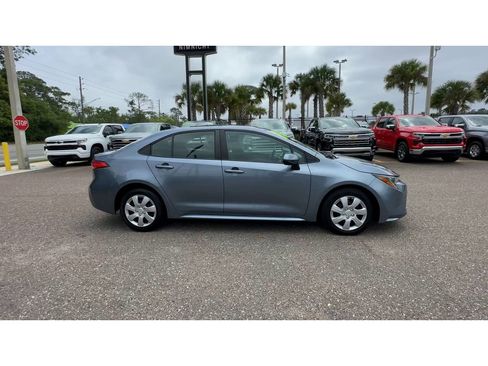 Used 2024 Toyota Corolla LE FWD image 9