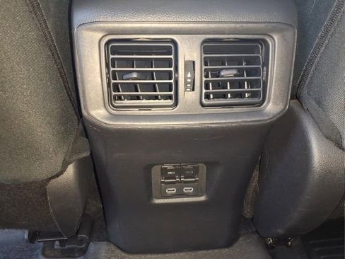 Used 2024 Toyota RAV4 XLE AWD/4WD image 17
