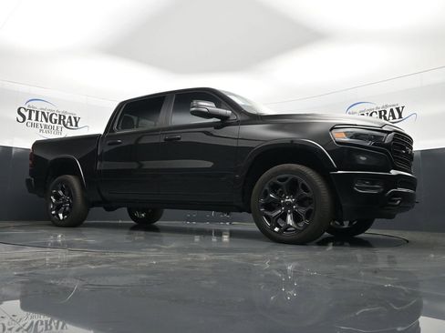 Used 2024 RAM 1500 Limited w/ Night Edition image 17