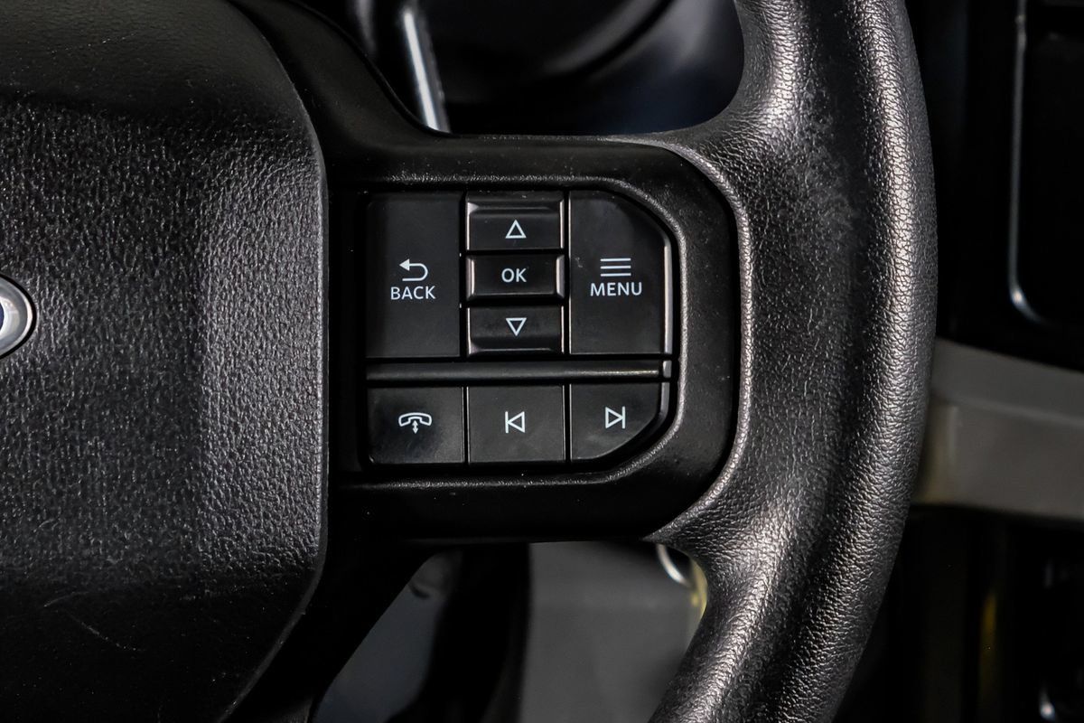 Used 2023 Ford F250 XL w/ STX Appearance Package AWD/4WD image 18