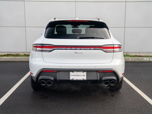 New 2026 Porsche Macan image 7