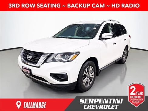 Used 2020 Nissan Pathfinder S AWD/4WD image 1