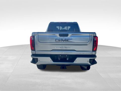 Used 2024 GMC Sierra 2500 Denali Ultimate w/ Max Trailering Package image 4