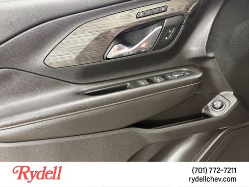 Used 2018 GMC Terrain SLT w/ Preferred Package AWD/4WD image 11