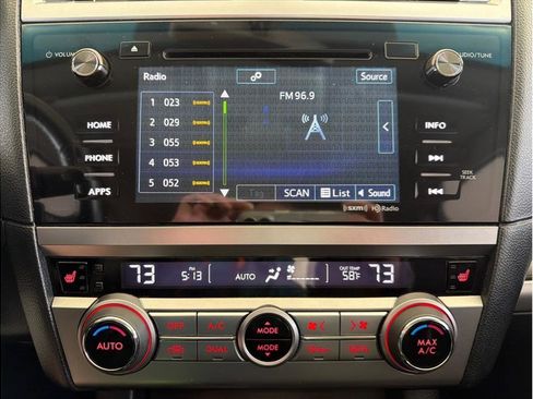 Used 2015 Subaru Legacy 3.6R Limited w/ Popular Package #4 image 20