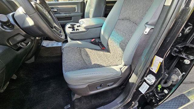 Used 2016 RAM 2500 SLT w/ Protection Group AWD/4WD image 42